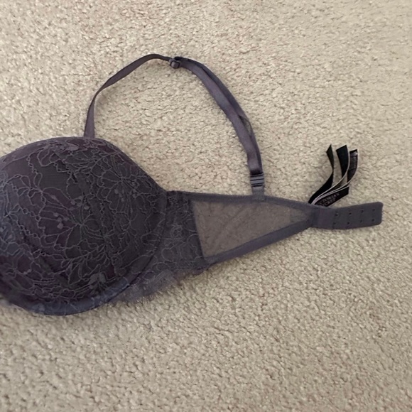 New Victoria's Secret Woman's Dream
Angels Lace Push Up Bra Brown, Sz 34C - Picture 9 of 12